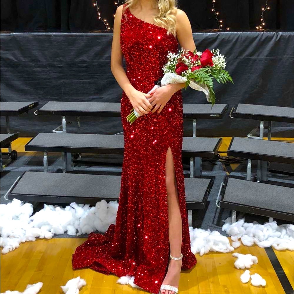 Sherri Hill size 4